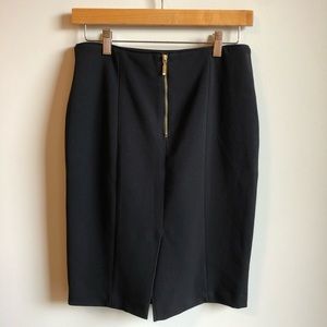 H&M | Structured Black Pencil Skirt - Size 8